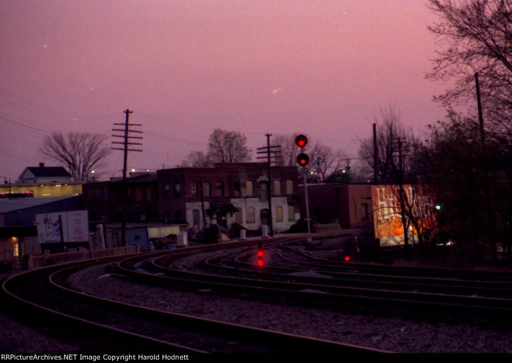 The old signal at the very south end of the Seaboard yard